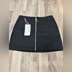 NWT Obey LOUISE ZIP SKIRT Size 26 MSRP $68 In‎ black